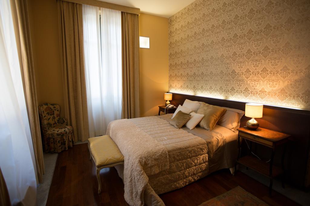 Hotel Dei Pittori Turin Bagian luar foto